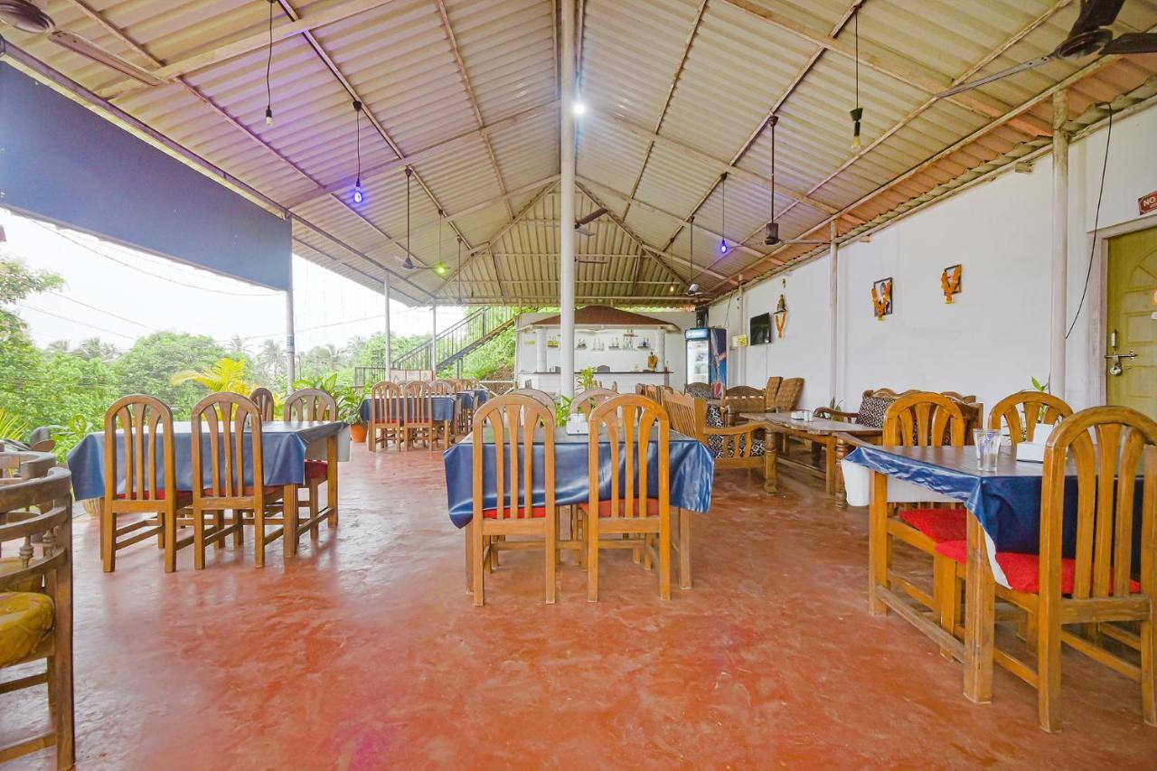 Fabexpress Vincy Palace, Mandrem Beach Hotel ภายนอก รูปภาพ